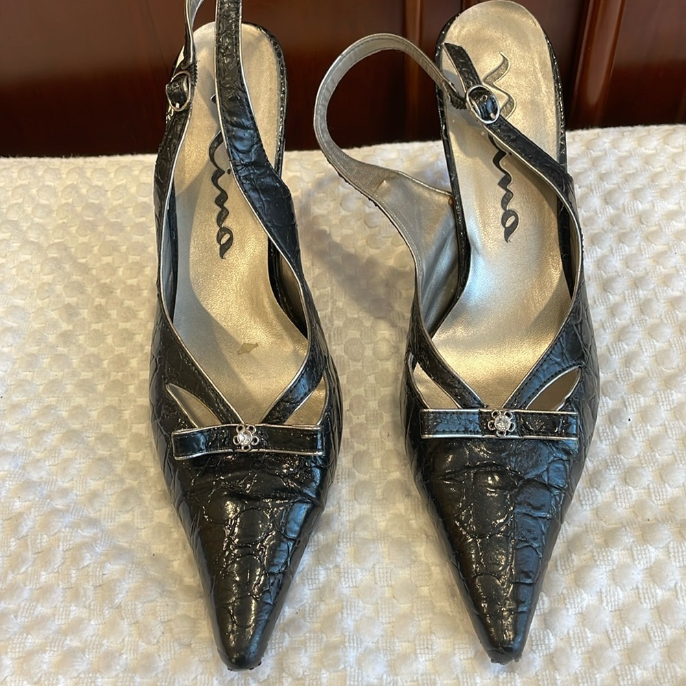 Elegant Black Slingbacks 4” heel